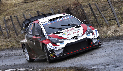 A racing car