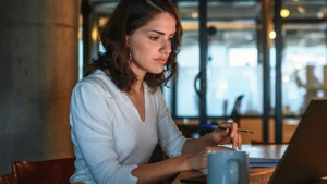 woman working on her laptop