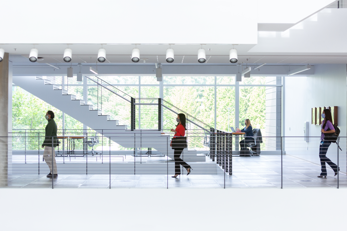 https://microsoft.sharepoint.com/teams/BrandCentral/Pages/Bundles/HRC20_hybridWorkplace_031.aspx