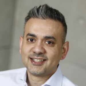Omar Khan's professional headshot