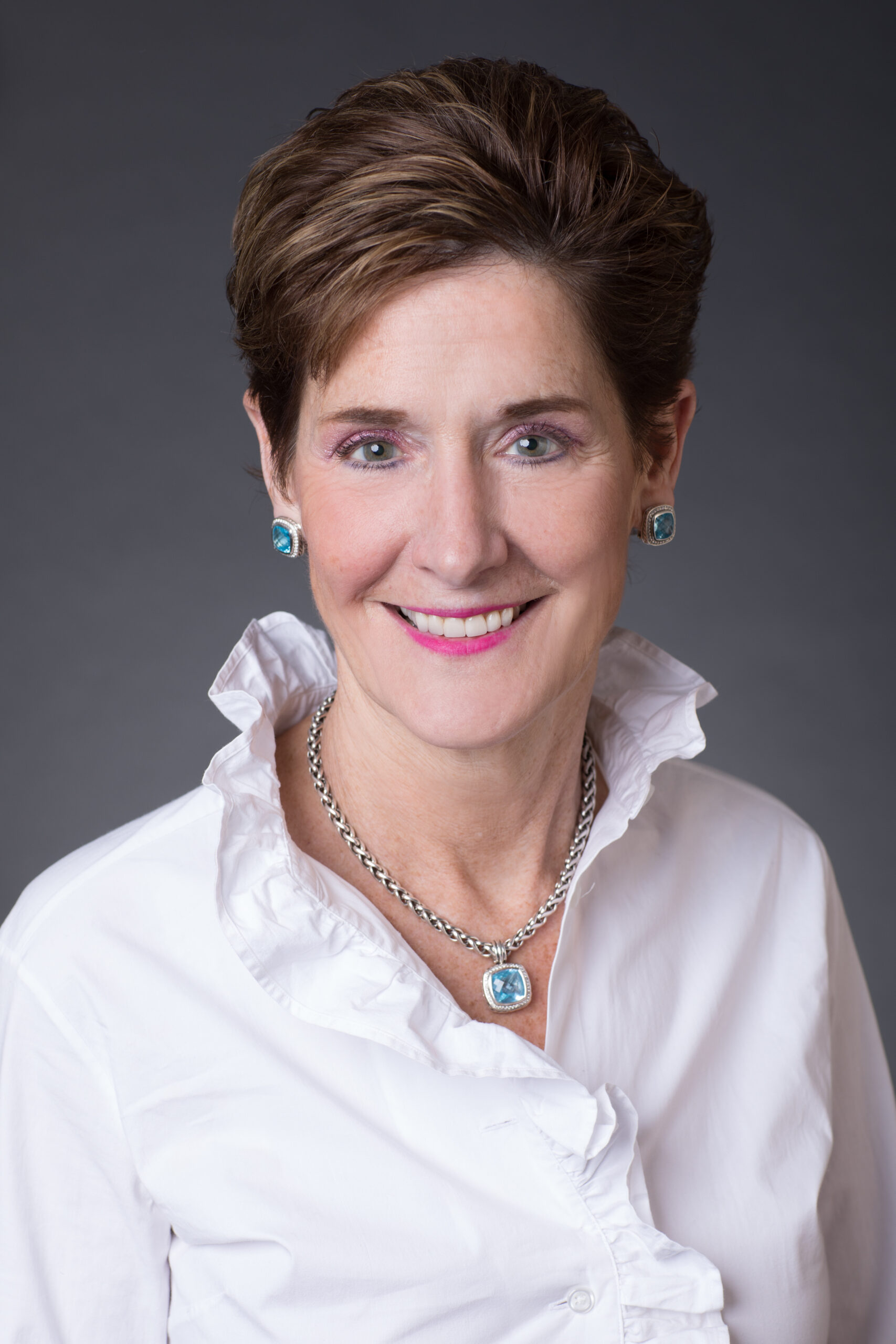 Mo Osborne headshot