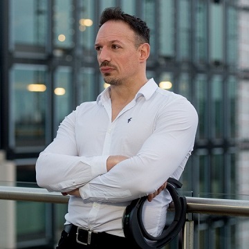 Toby Sharp的肖像