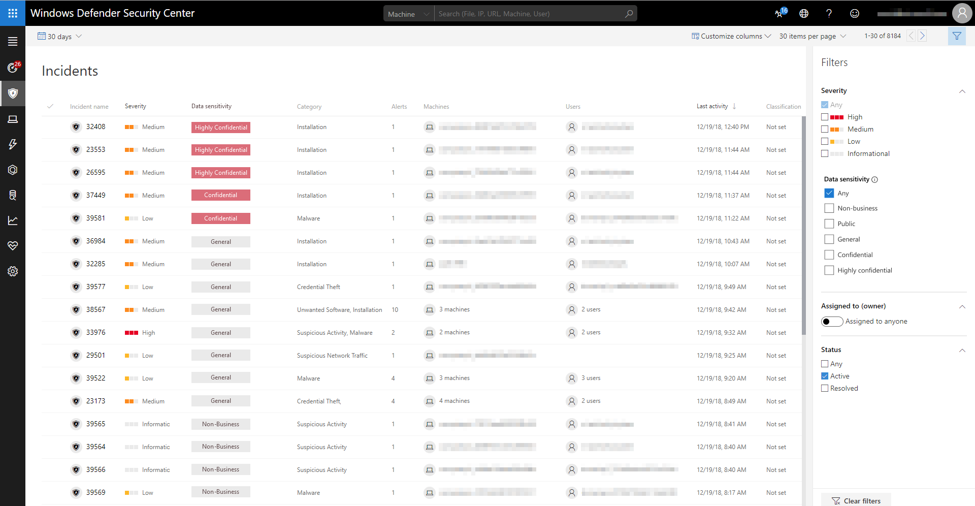 Microsoft Defender Security Center – Incident queue, sorted by data sensitivity.