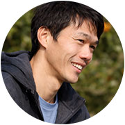鈴木 哲司 氏